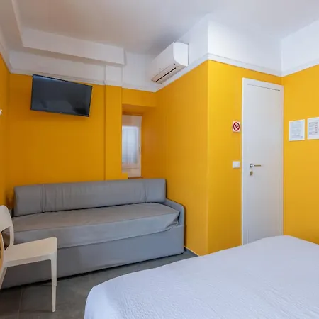 Fiume Hotel Genoa