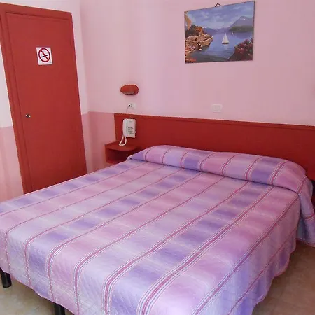 Hotel Fiume 2*