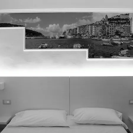 Hotel Fiume Genoa