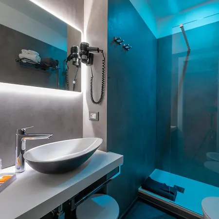 Hotel Fiume Genova