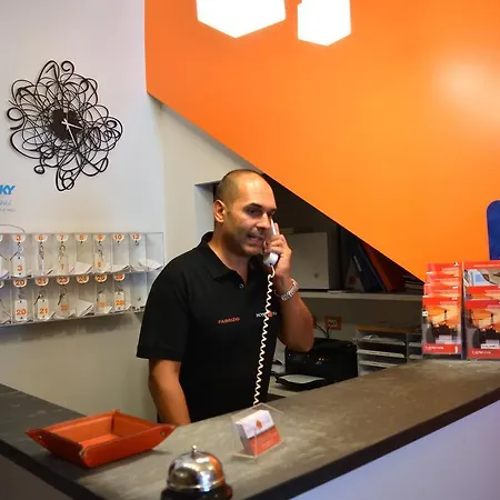 フィウメ ホテル 2*